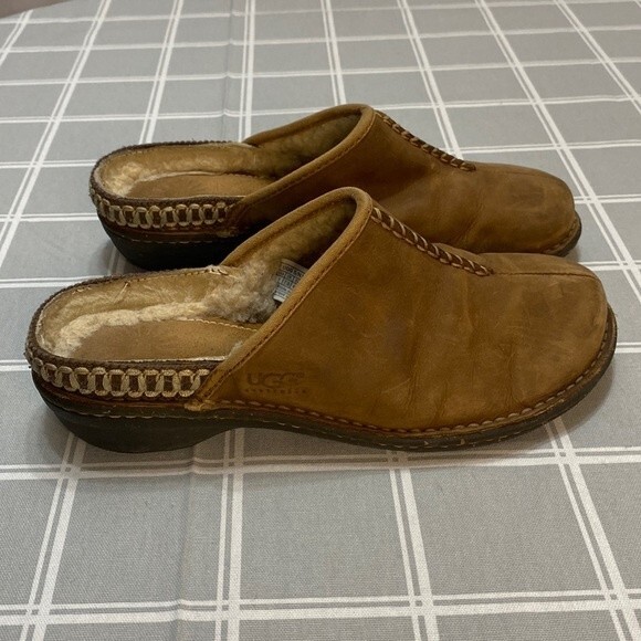 UGG Kohala 5135 Brown Sheepskin Lined Suede Slip On Clog Shoes Size 9 Women’s - Picture 2 of 14